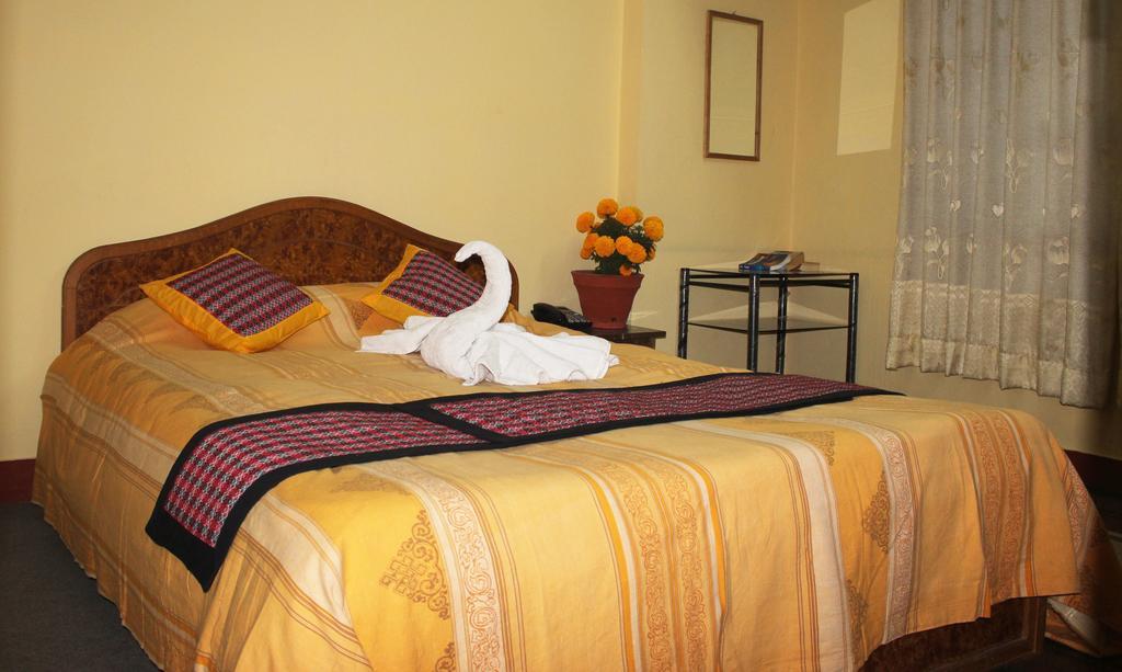 Simrika Homes Bed And Breakfast กาฐมาณฑุ ห้อง รูปภาพ